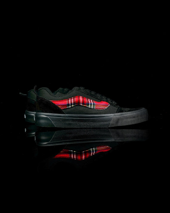 Vans Vault Knu-Skool VR3 LX « Rave Plaid Noir/Rouge »